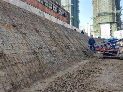 明水建筑边坡支护
