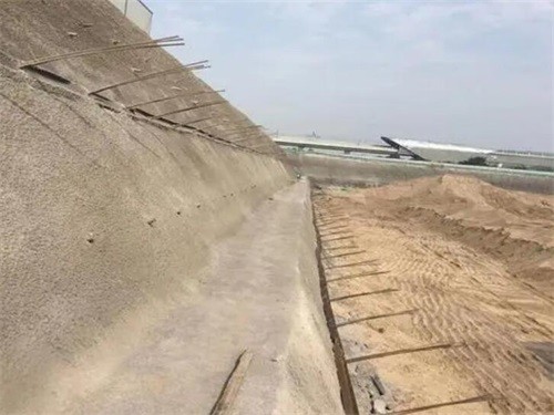 明水河道边坡加固